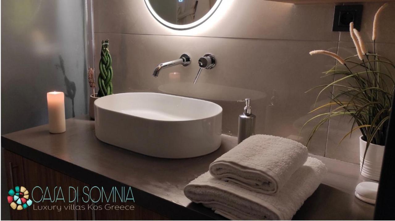 Casa Di Somnia Luxury Suites And Villas Marmari  Zewnętrze zdjęcie